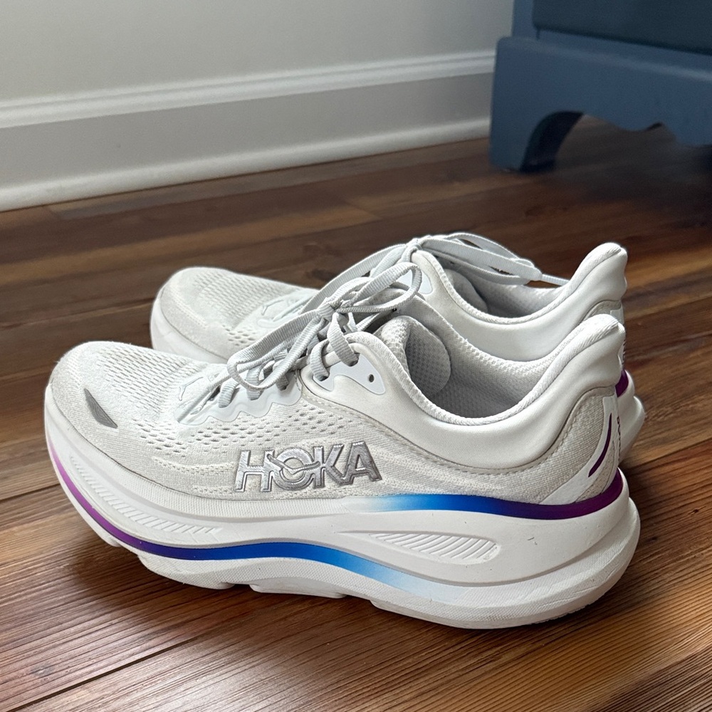 Hoka Bondi 9 Women's White and Purple/Blue Running/Walking Sneakers